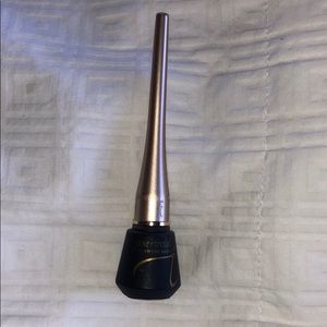 Jane Iredale liquid eyeliner in black